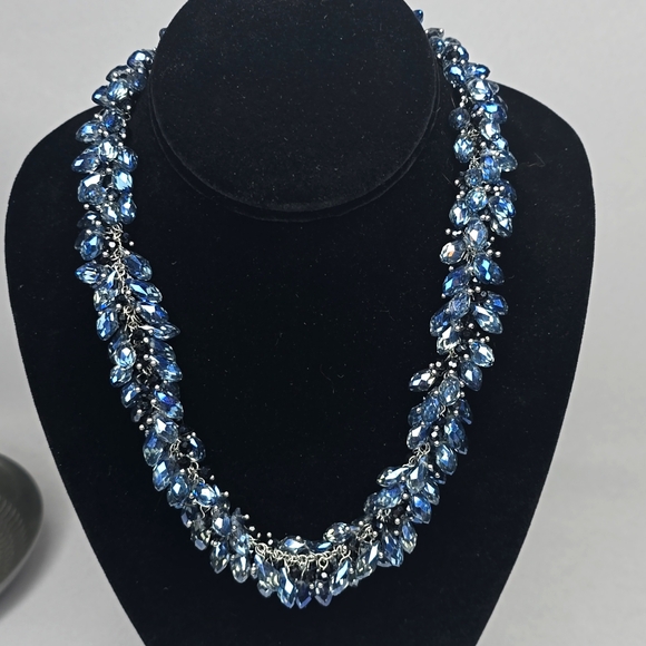 Parklane Jewelry - Parklane Glacier Convertible Necklace